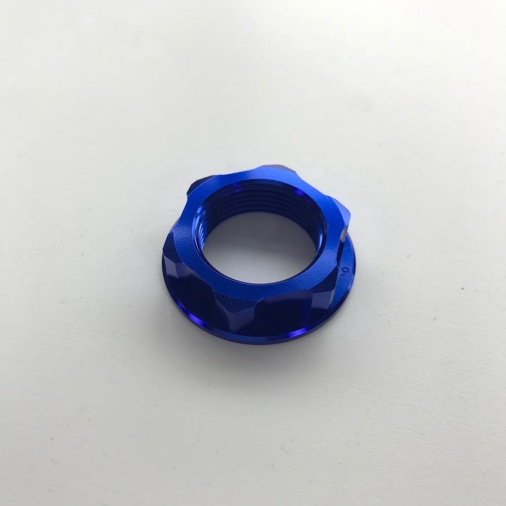 Zeta - Steering Stem Nut - KX125/250 04-08, KXF250 04-26, KXF450 06-26, KX2F50XC 21-26, KXF450XC 21-26, RMZ250 04-06, DRZ400 00-23, CR125/250 83-00, CR500 84-92, CR480 83, XR250 86-94, XR350 83-85, XR500 83-84, XR600 85-00, XR650 83-22, XR250 91-96