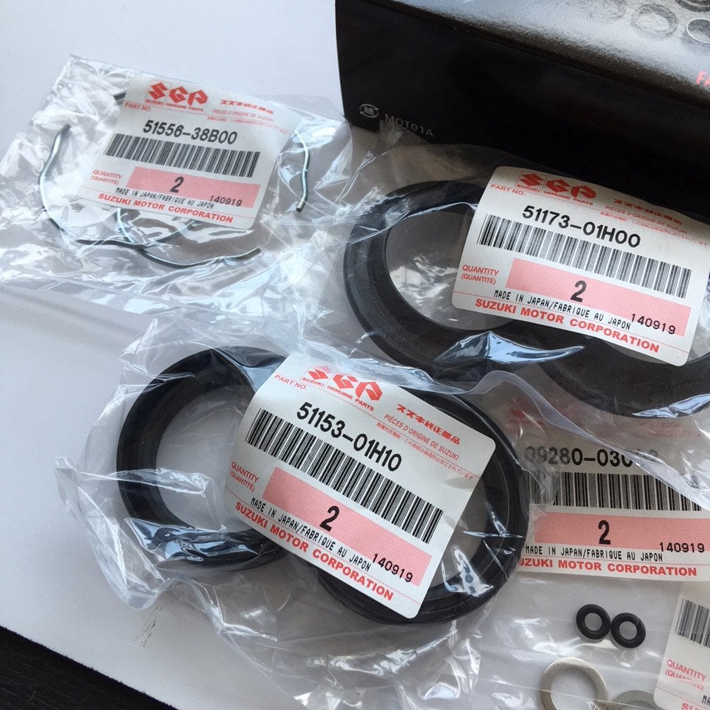 Suzuki Genuine Part - Fork Seal Kit (GSXR600 K8-L0) - 51150-01820-000
