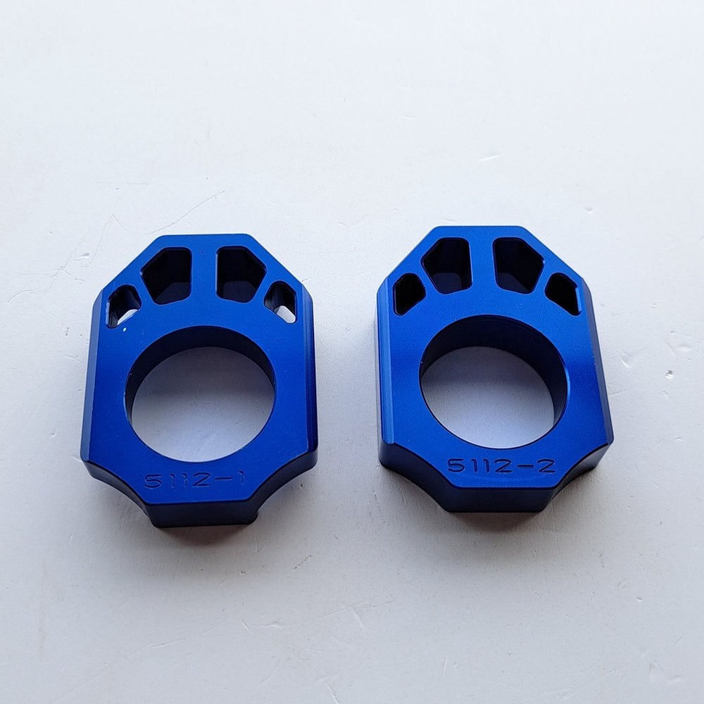 Zeta - Axle Blocks - KX125/250 03-08, KXF250 06-16, KXF450 04-15, RMZ250/450 07-25, RMX450 10-17