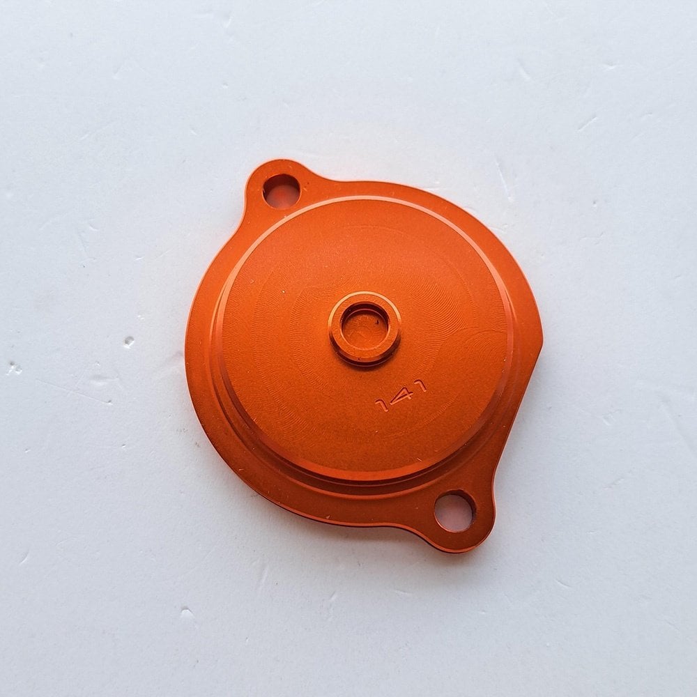 Zeta - Oil Filter Cover - KTM SXF250 05-12, SXF450 03-07, SXF525 03-06, EXCF250 07-13, 950 Adventure 03-06, 990 Superduke 04-06 (Orange)