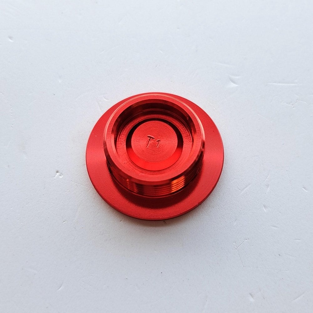 Zeta - Engine Plugs - KTM SXF250/350 11-24, SXF450 07-24, EXCF250/350 12-24, Husqvarna FC250/350 14-24, FE250/350 14-24, FX350 17-24, Gas Gas MCF250 21-24, ECF250/350 21-24, EXF250/350 21-24 (Red)