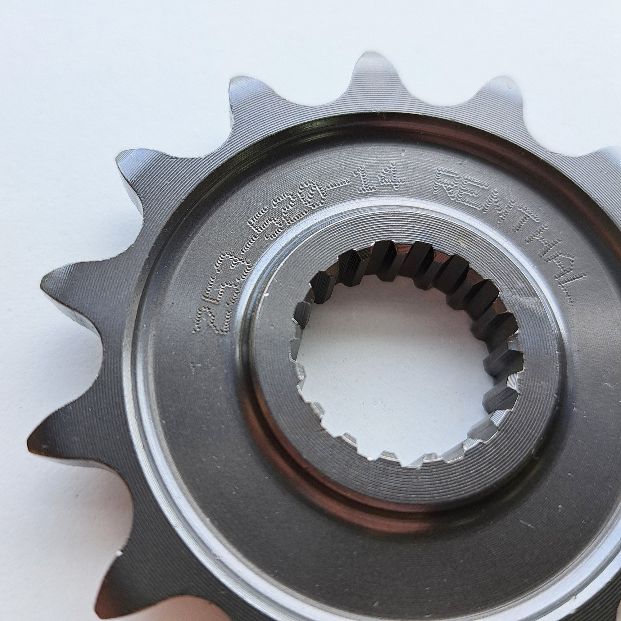 Renthal - Sprocket - Front - 253/TG320 - 520 - CR250 88-07, CR500 88-01, CRF250 22-26, CRF450 02-26, CRF450X 05-26, CRF250RX 22-26, CRF450RX 17-26, ATV TRX450 R/ER 08-14