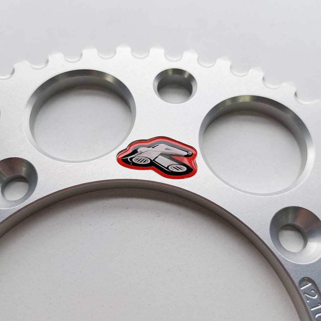 Renthal Rear Sprocket UltraLight 121U-428 - YZ80 93-00, YZ85 01-26, RM80 82-01, RM85 02-26