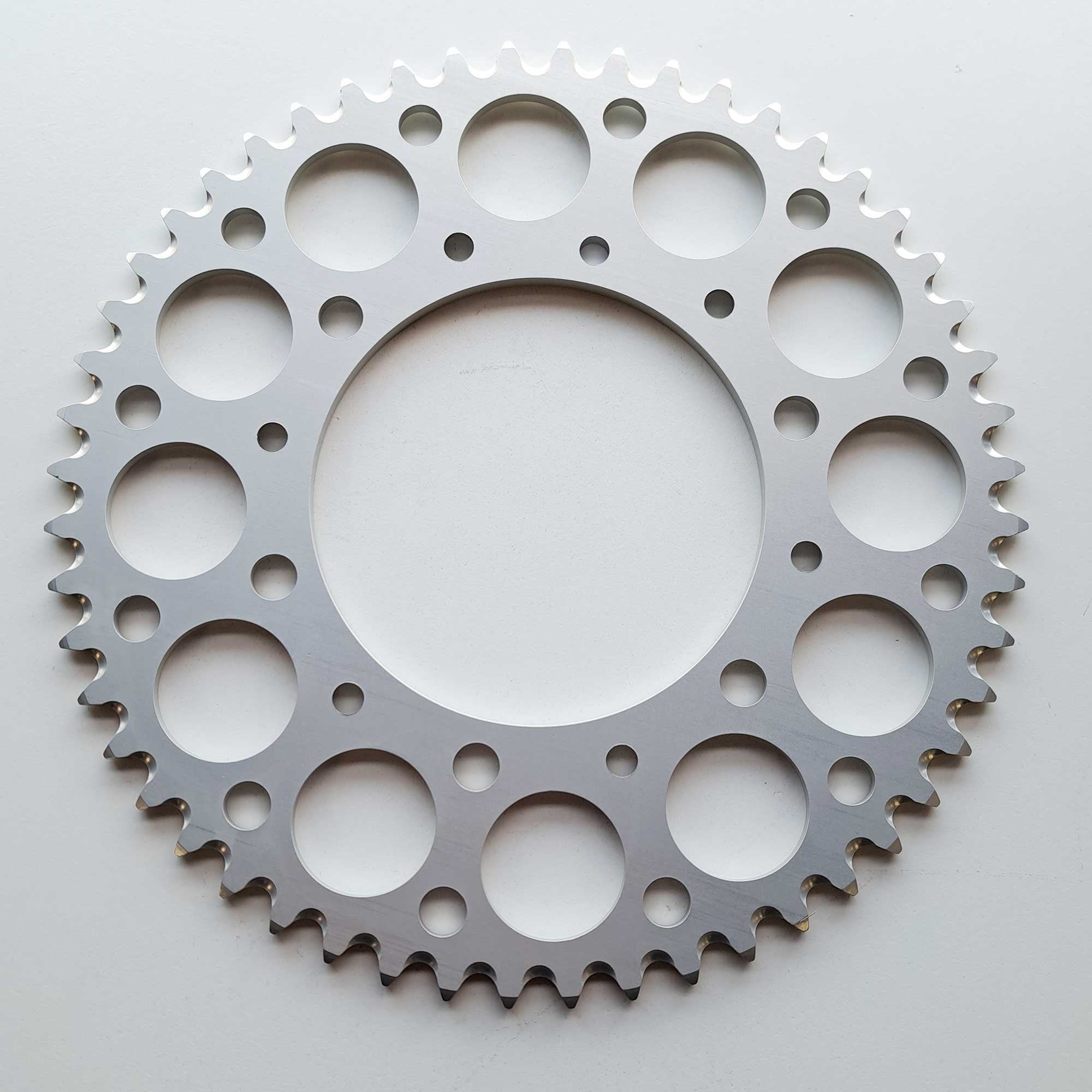Renthal Rear Sprocket Ultralight 224U-520 - KTM 125-530 90-26, Husqvarna 125-501 14-26, Gas Gas 125-450 21-26, Triumph 250/450 24-26, STARK