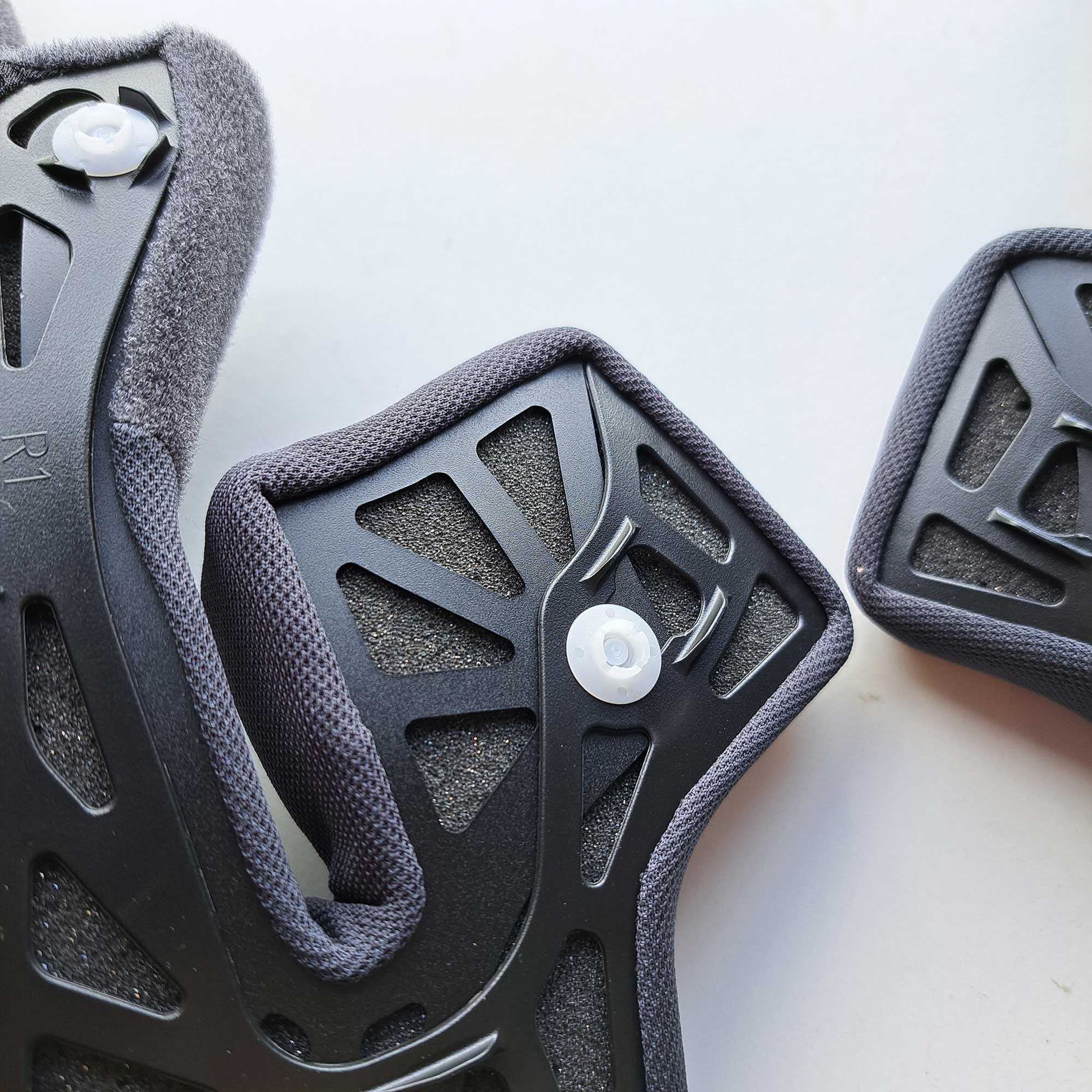 Shoei (Spares) - Cheek Pads (GT Air 3) Type R