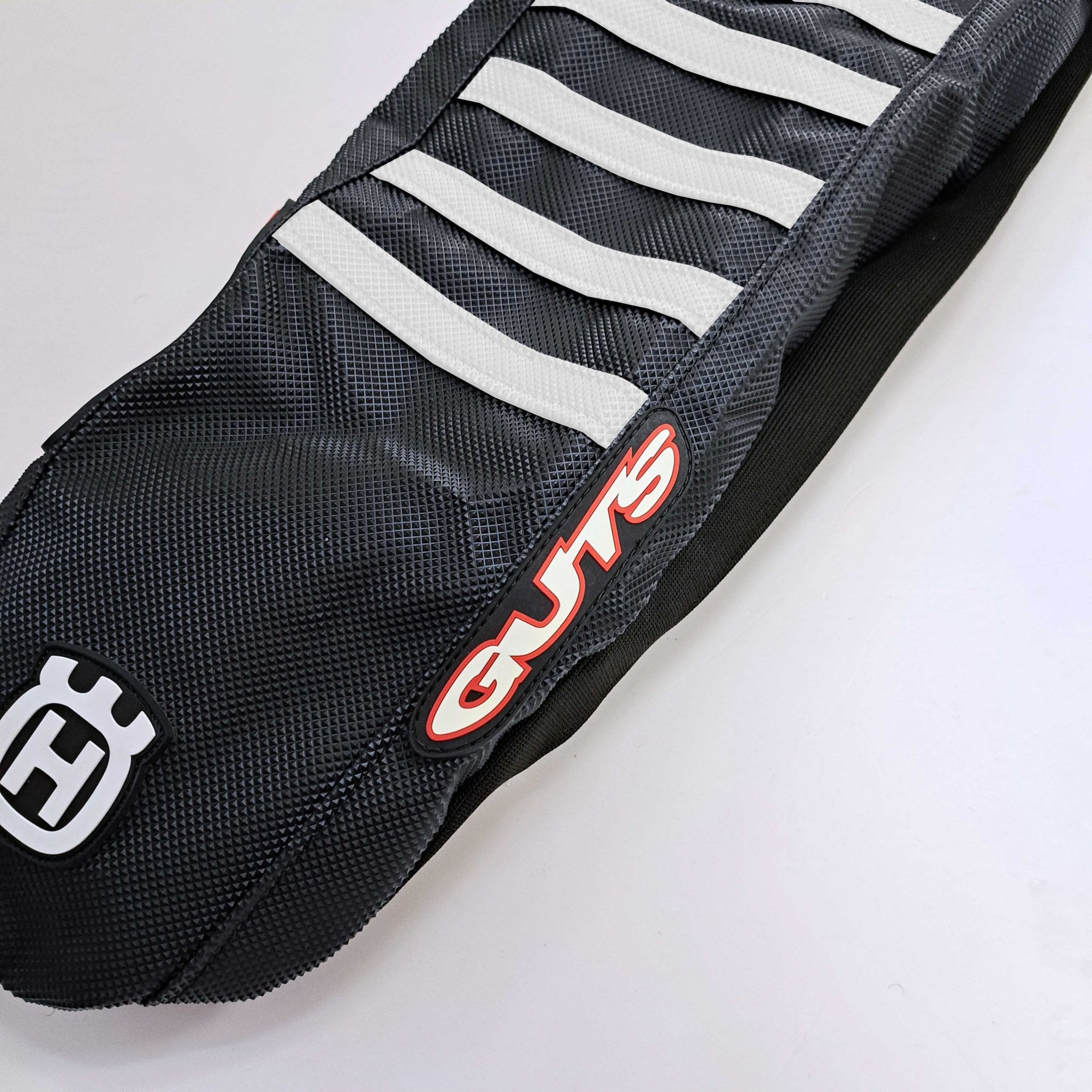 Guts Racing - Seat Cover - Velcro - Husqvarna TC/FC 125-450 16-18, TE/FE/TX 125-501 17-19