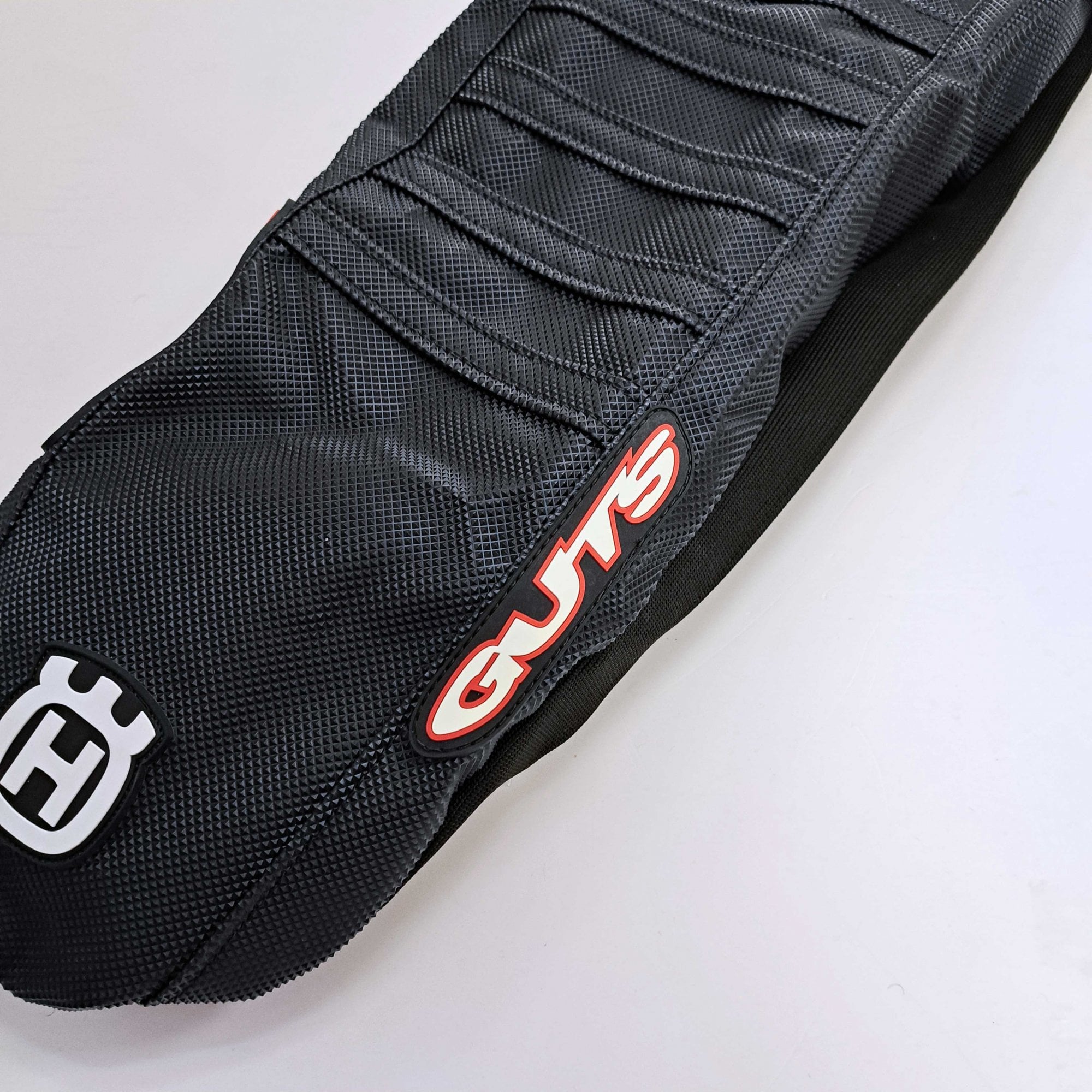 Guts Racing - Seat Cover - Velcro - Husqvarna TC/FC 125-450 19-22, TE/FE 125-501 20-23, TX/FX 125-450 20-22