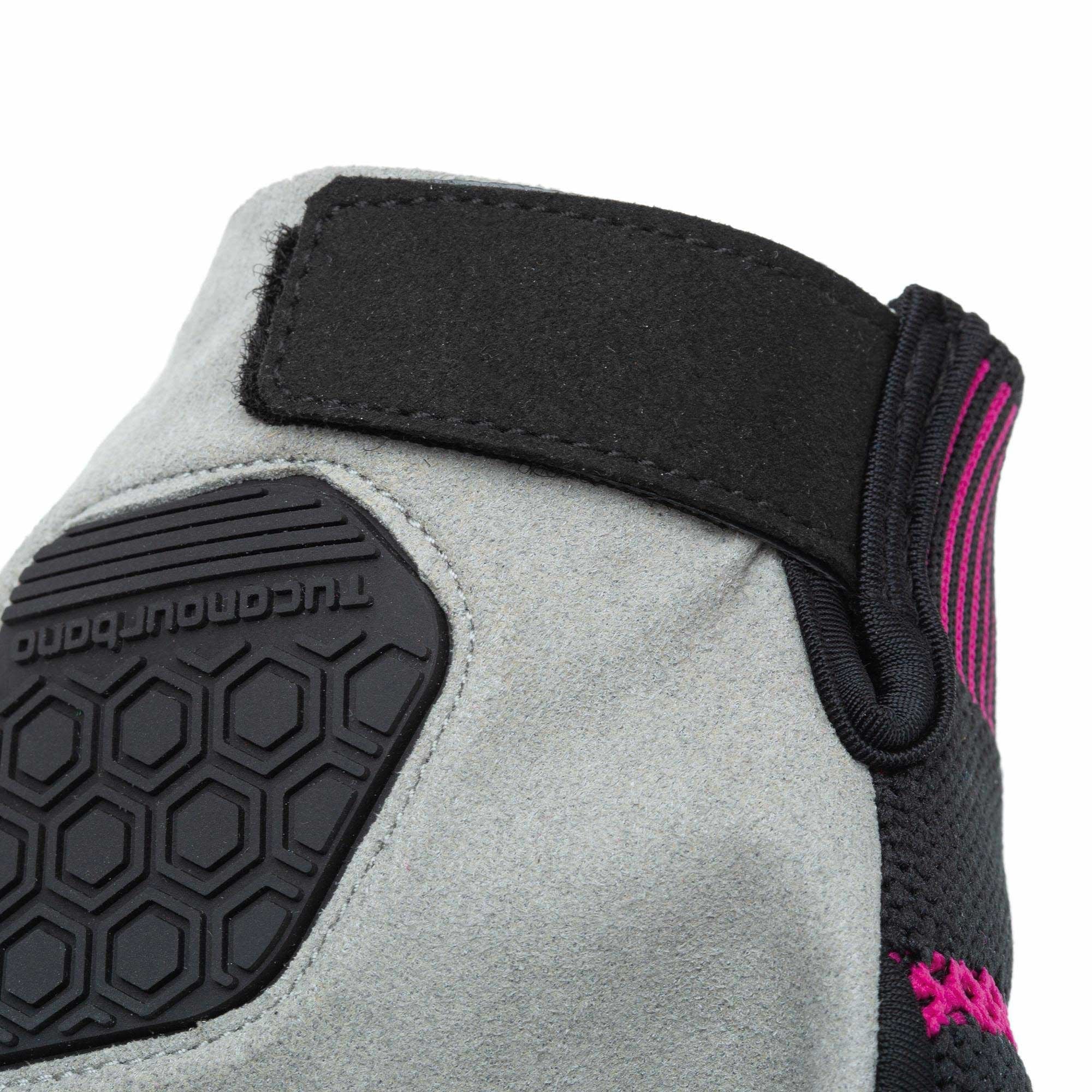 Tucano Urbano (2024) Gloves - Supermano (Black/Bougainville)