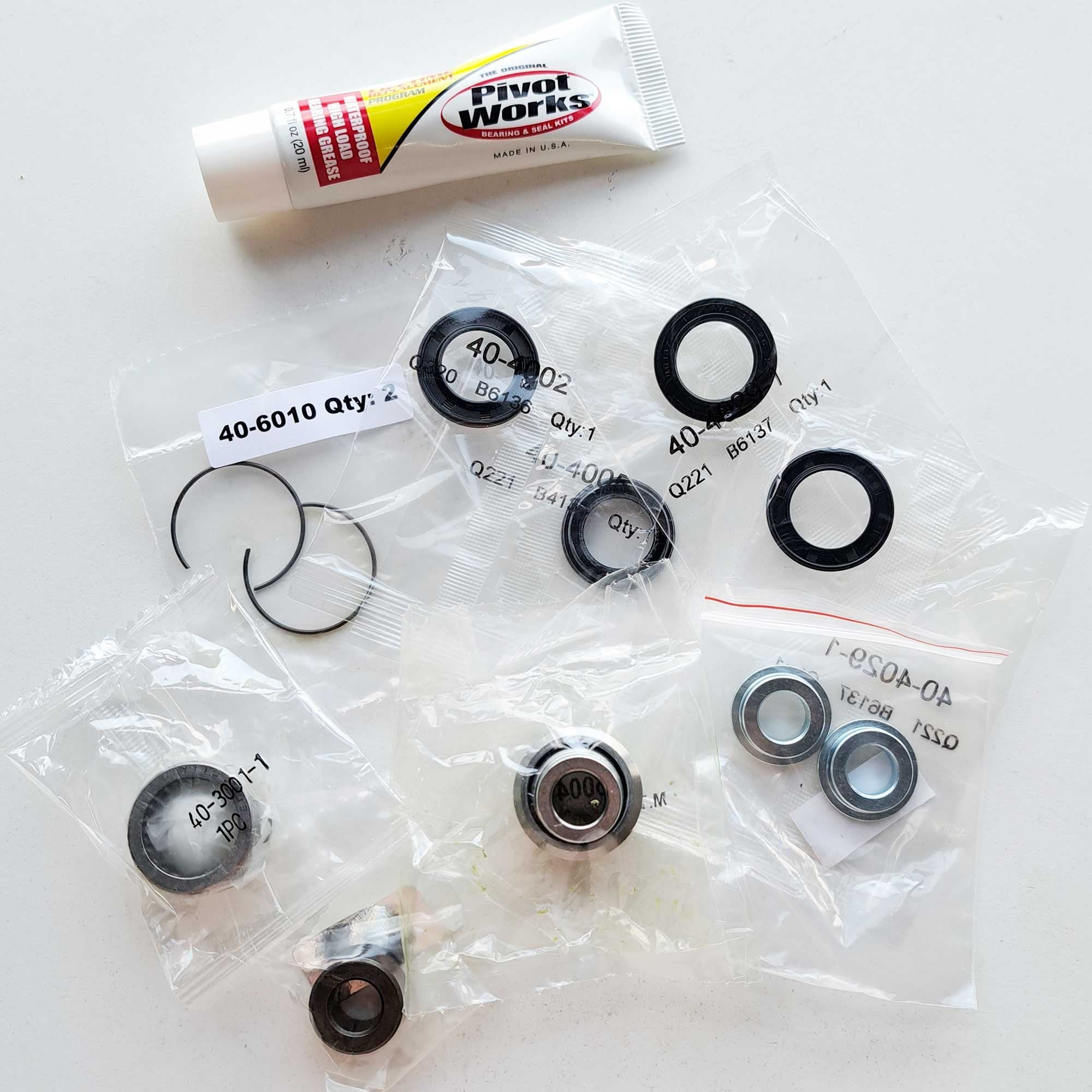 Pivot Works - Wheel Bearing & Seal Kit - Rear - Yamaha YFM660R Raptor 01-05, YFS200 Blaster 03-06, YFZ350 Banshee 89-09 (25-1313)