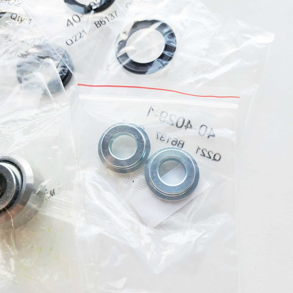 Pivot Works - Wheel Bearing & Seal Kit - Rear - Yamaha YFM660R Raptor 01-05, YFS200 Blaster 03-06, YFZ350 Banshee 89-09 (25-1313)