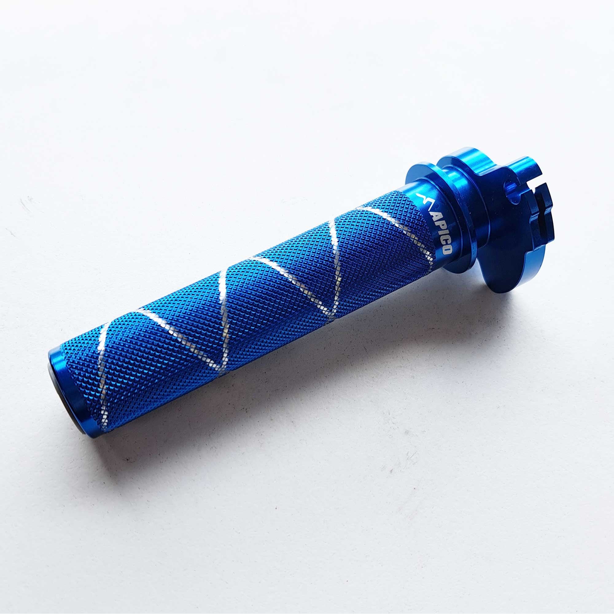 Apico - Throttle Tube - Aluminium w/Bearing - YZ65 18-26, YZ250 83-95, YZ490 83-90, WR250 91-96, WR500 92-93 - Blue