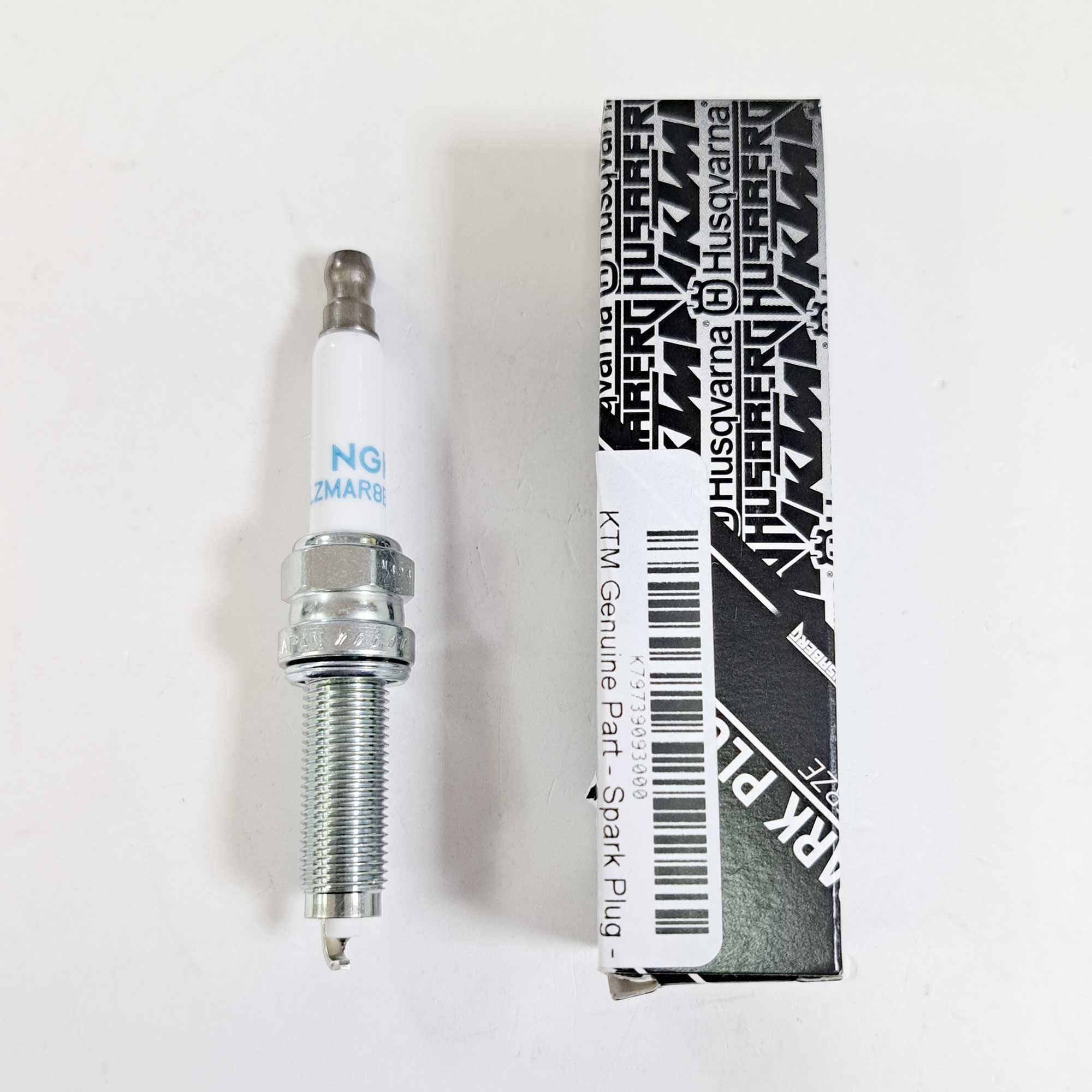 KTM Genuine Part - Spark Plug - LZMAR8BI-10 - KTM EXCF450 20-26, EXCF500 20-26, XCF-W450 23-26, XCF-W500 20-22, Husqvarna FE450 20-26, FE50 120-26, Gas Gas ECF450 24-25, ECF500 24-26 - K79739093000