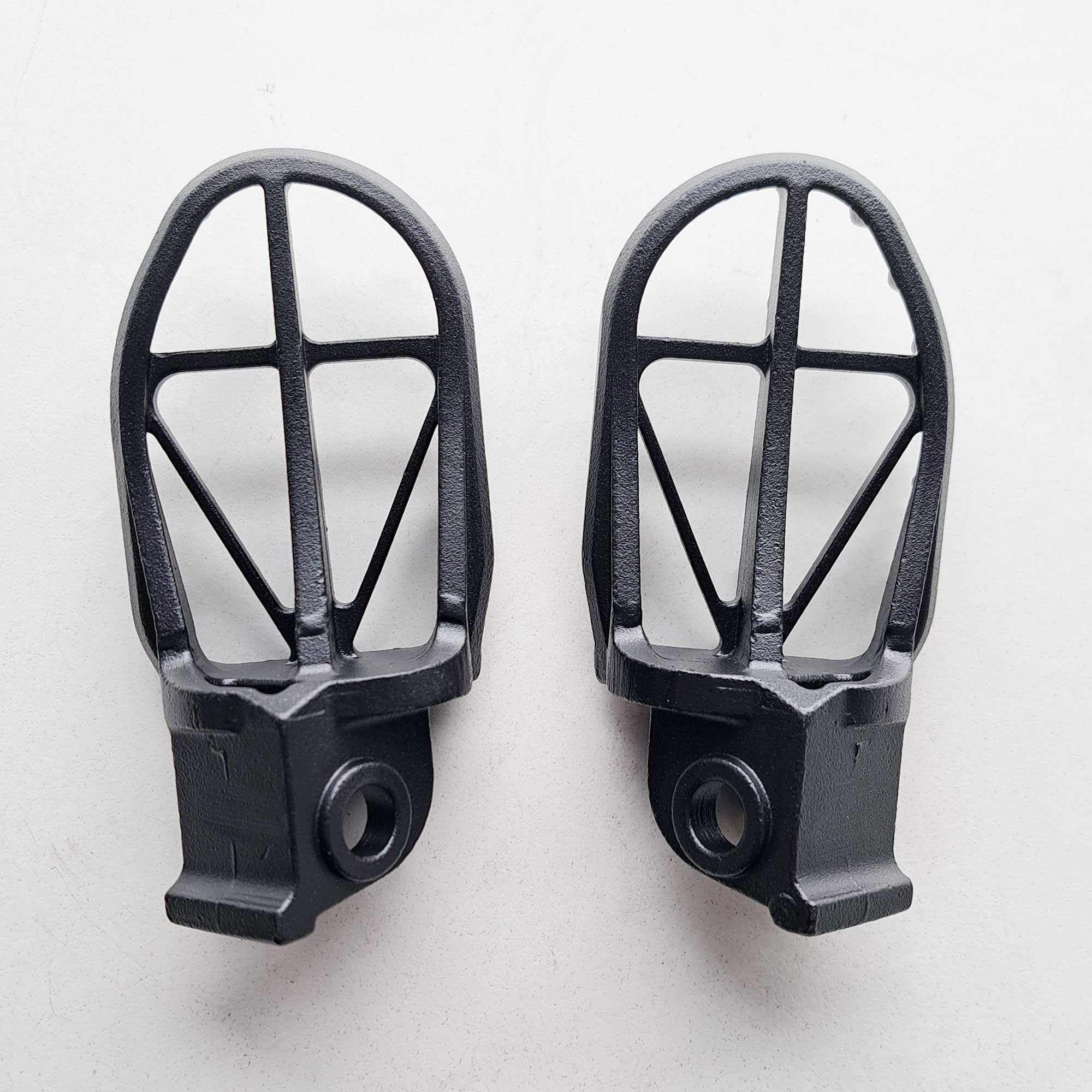 DRC - Foot Pegs (Ultra-Wide) - KTM SX50 14-23, SX65 11–23, SX85 03-17, SX125/150 98-15, SX250 00-16, SXF250-450 06-15, EXC/EXCF 98-16, Husqvarna TC50/65 17-23, TC85 14-17, TC/FC 125-450 14-15, TC250 14-16, TE/FE 14-16, Gas Gas MC50/65 21-23, Husa/Beta/She
