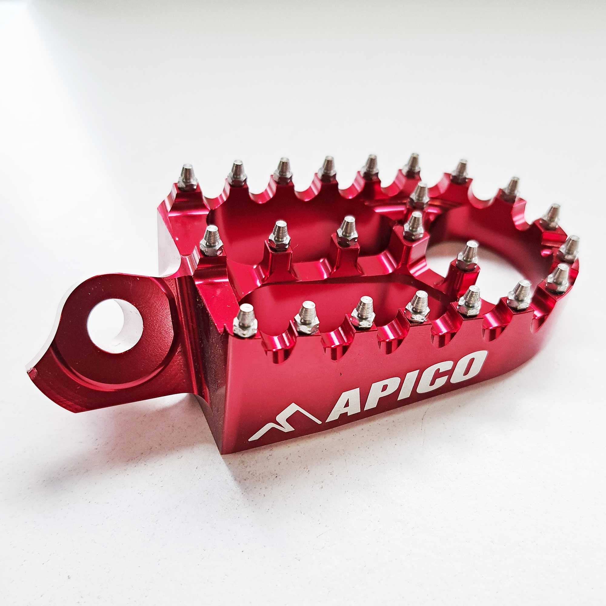 Apico - Foot Pegs - X-Treme - RMZ250 10-26, RMZ450 10 & 12-26 - Red