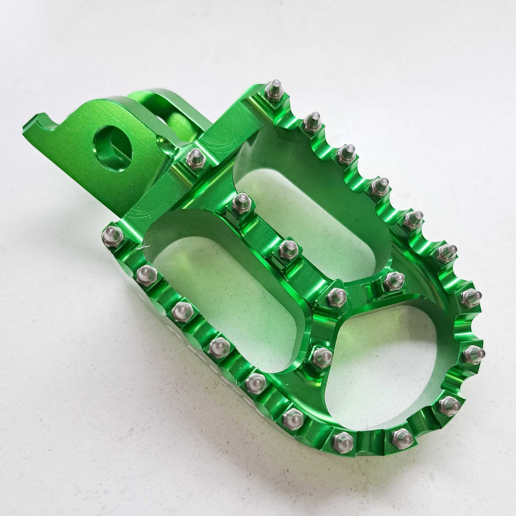 Apico - Foot Pegs - X-Treme - KXF250 06-26, KXF450 07-26, KXF250/450XC 21-26 - Green