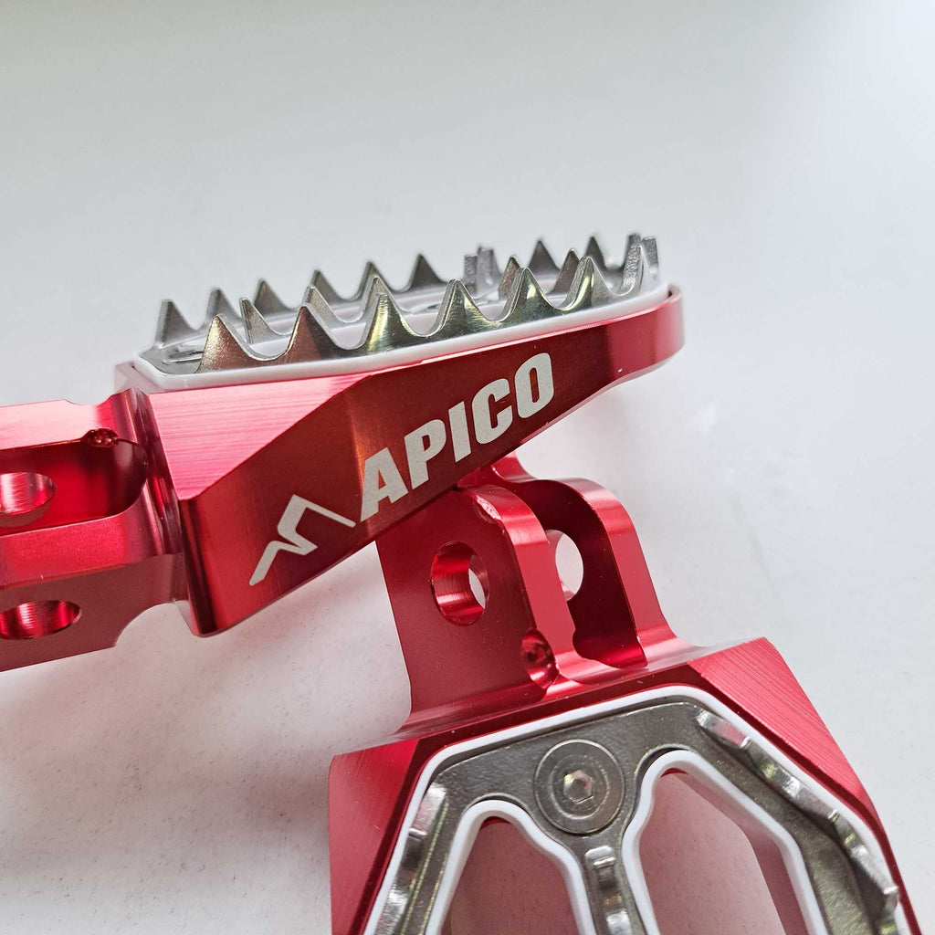 Apico - Foot Pegs - Pro-Bite - CRF150 07-26, CR125/250 02-07, CRF250 R/X/RX/L 04-26, CRF450 02-26 R/X/RX/L, CRF250L 13-21, CRF300L 21-26, CRF1000L 18-26
