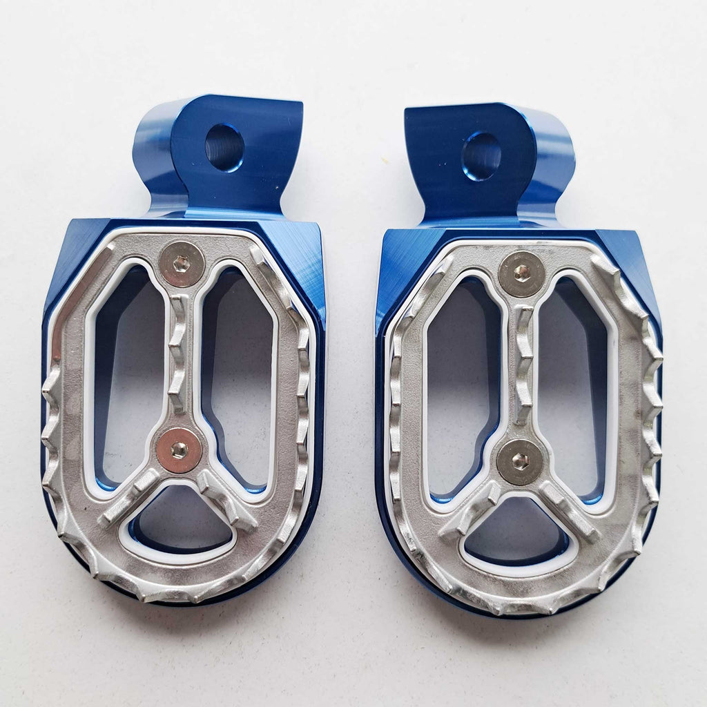 Apico - Foot Pegs - Pro-Bite - YZ65 18-26, YZ85 98-26, YZ125/250 99-26, YZF250 01-23, YZF450 03-22, WRF250 01-24, WRF450 03-23, YZF/WRF400/426 98-02
