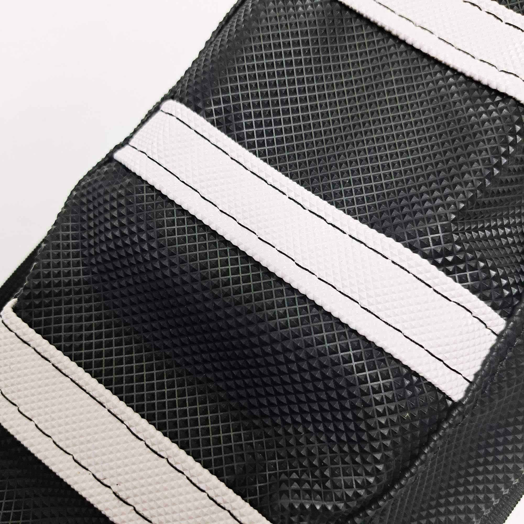 Guts Racing - Seat Cover - Velcro - YZF250 19-23, YZF450 18-22, YZF250/450X 20-23, WRF250/450 20-23
