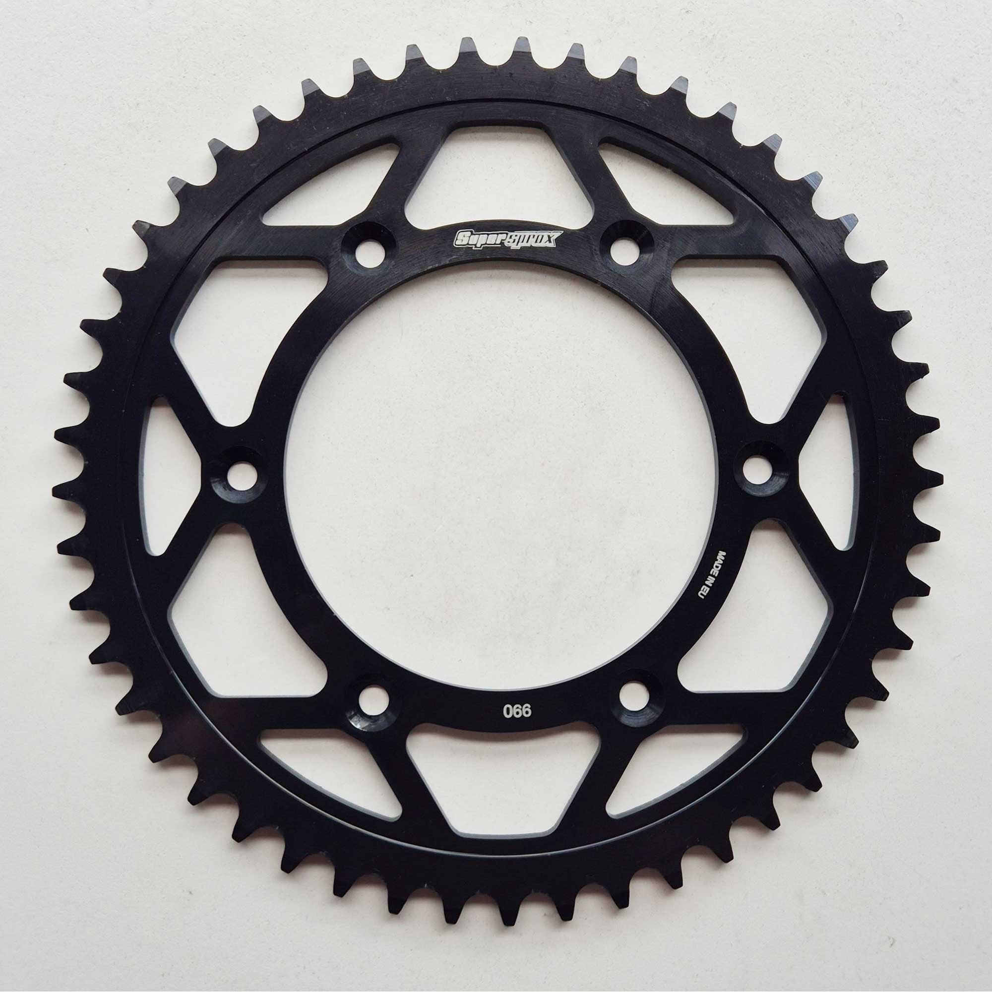 Supersprox - Sprocket - Rear - 2240/TR130/SS990 - 520 - STEEL - KTM 125-530 90-27, Husqvarna 125-501 14-27, Gas Gas 125-450 21-27, Triumph 250/450 24-27, STARK
