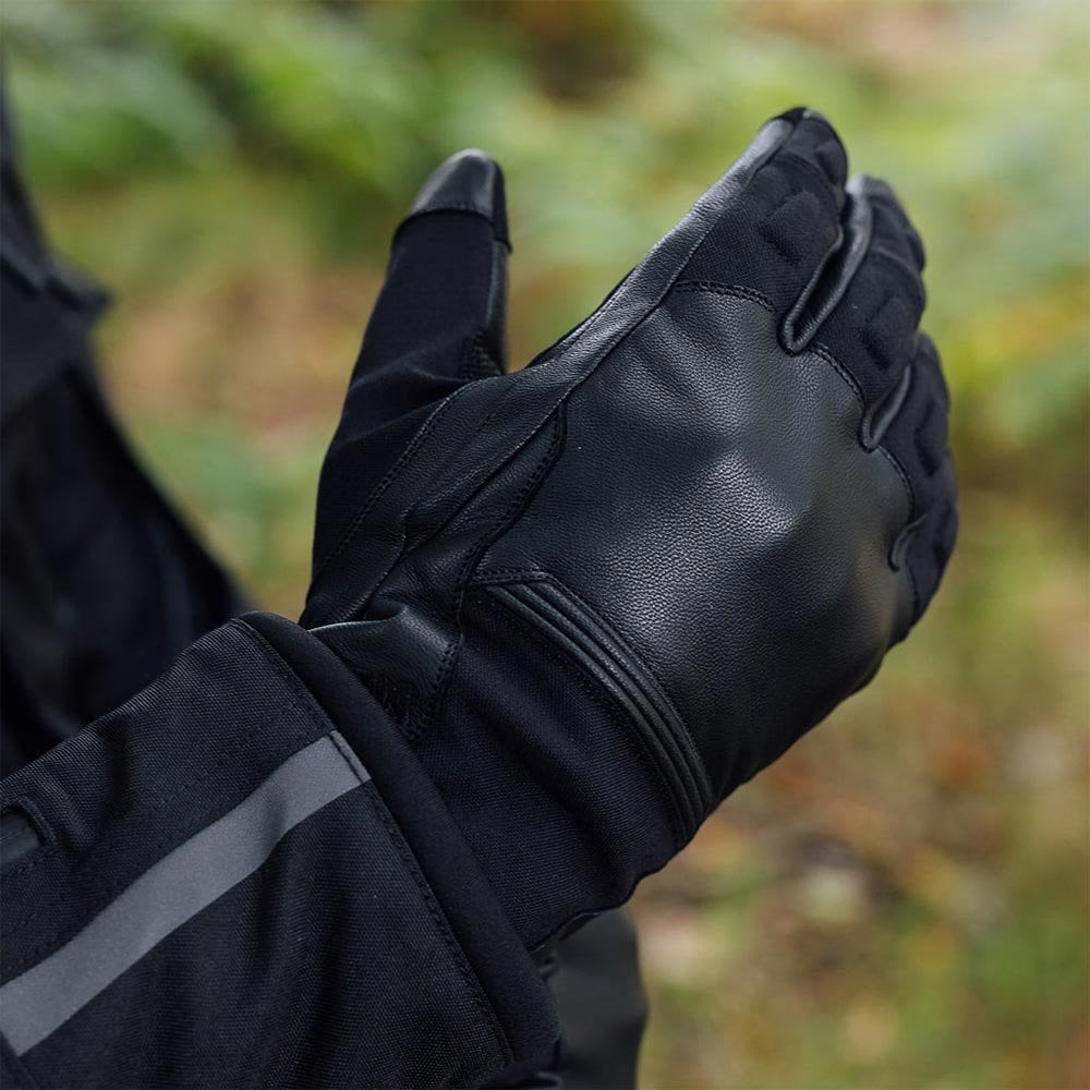 Merlin (SALE) Women's Motorcycle Gloves - Cerro D3O WP - Black