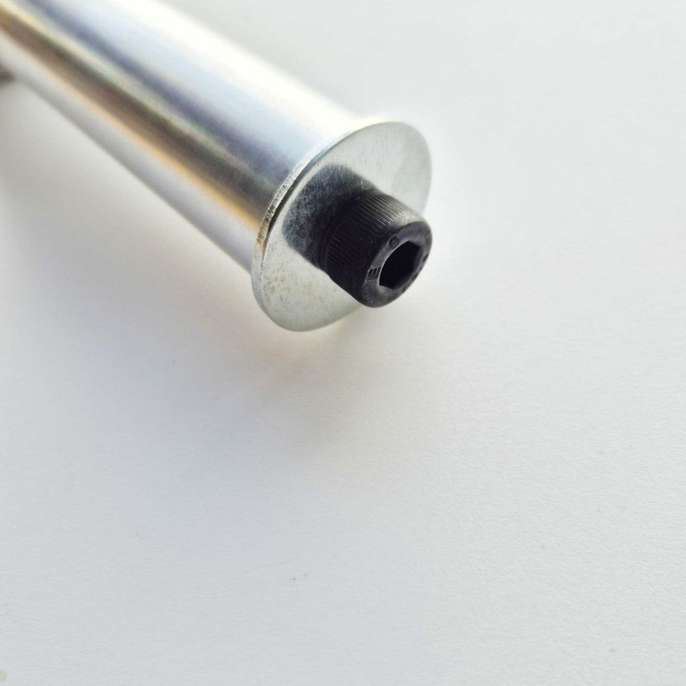 Bike It - Single Sided Stand Axle Pin