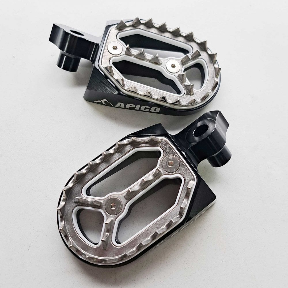 Apico - Foot Pegs - Pro-Bite - RMZ250 10-26, RMZ450 10 & 12-26 - Black