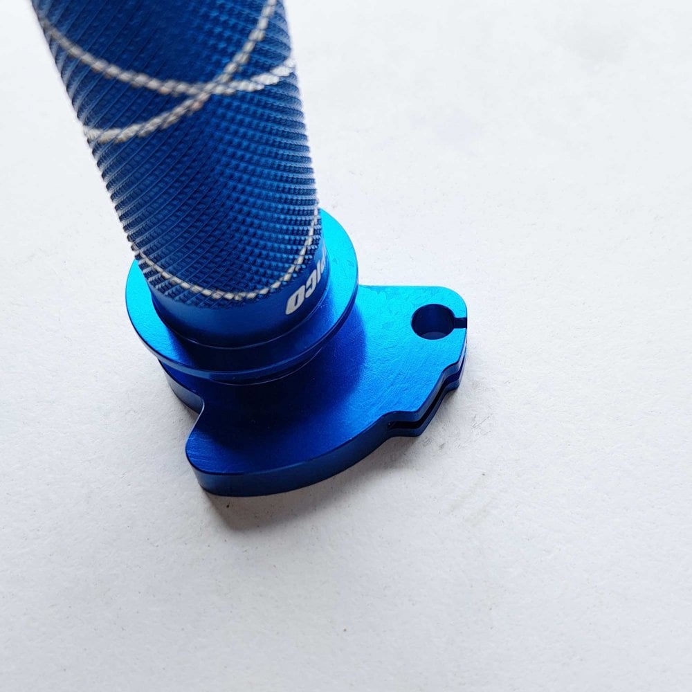 Apico - Throttle Tube - Aluminium w/Bearing - YZ65 18-26, YZ250 83-95, YZ490 83-90, WR250 91-96, WR500 92-93 - Blue