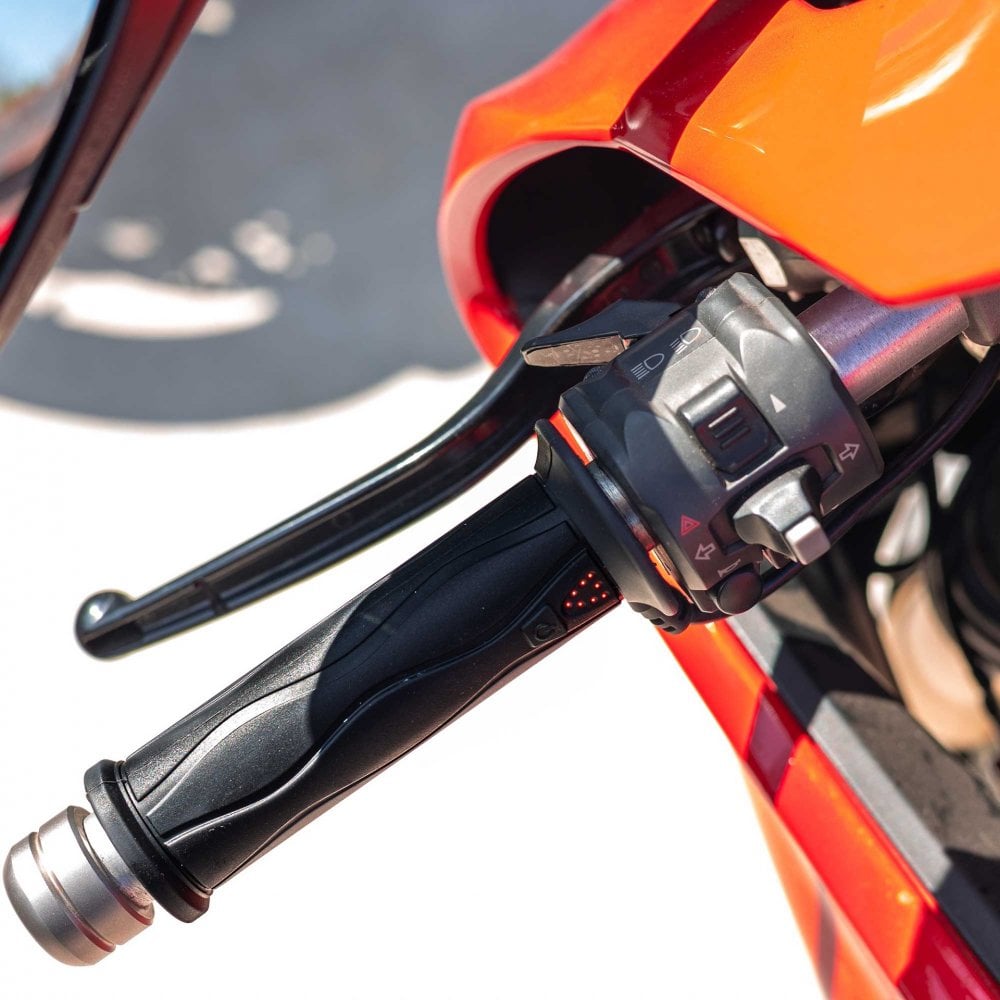 RIDERR Motorcycle Heated Grips - 12v | 5x Settings | inc Throttle tube and adaptors