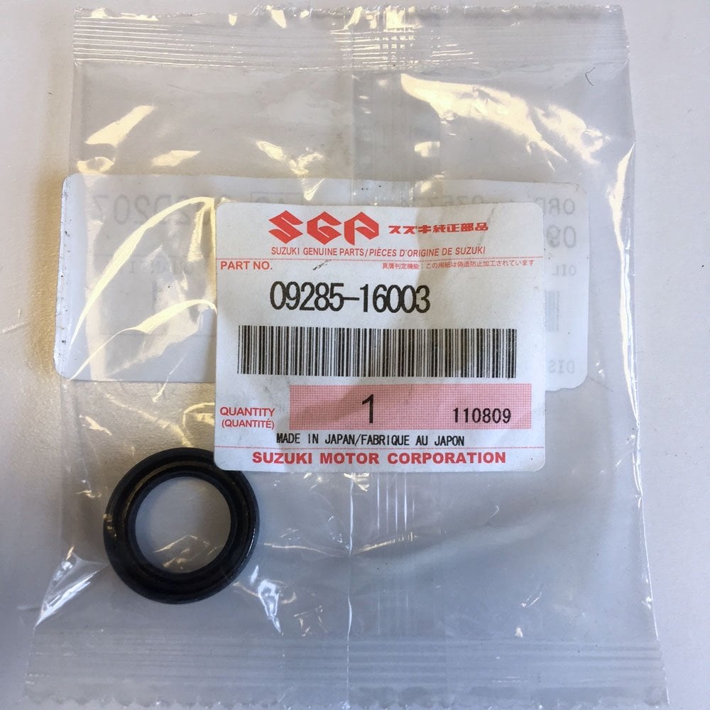 Suzuki Genuine Part - Oil Seal, Kick Start (GT250 X7, RGV250 K-T, RM125 K-R, DRZ125 L3-M2) - 09285-16003-000