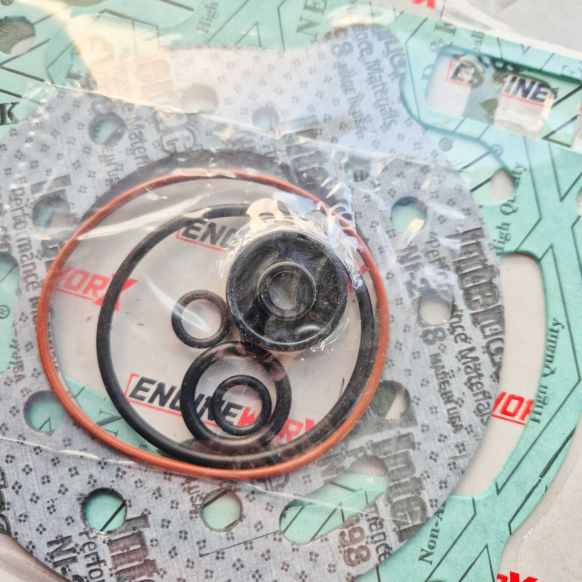 EngineWorx - Top End Gasket Kit - Suzuki RMZ250 10-18
