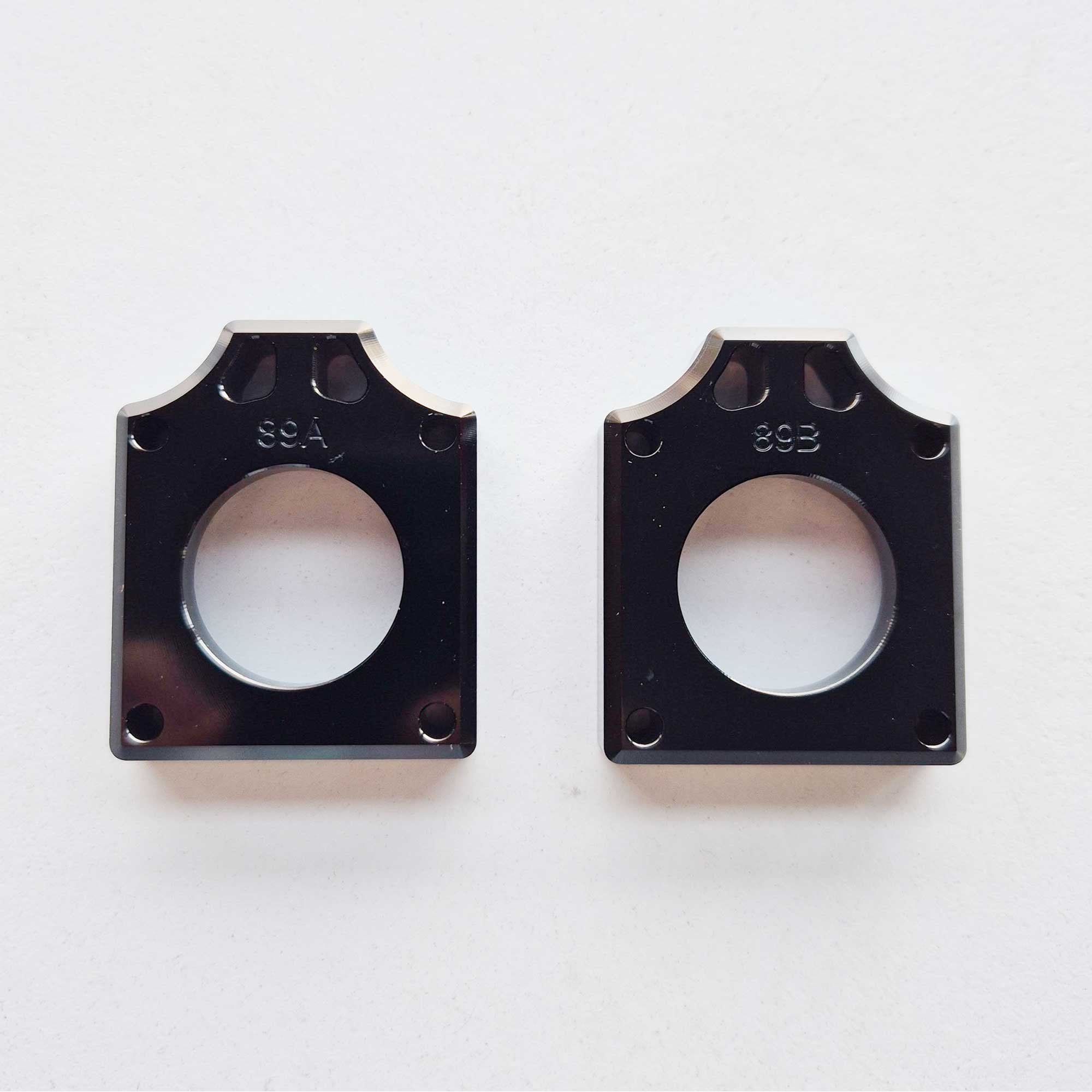 Apico - Axle Blocks - Triumph TF250X 24-26, TF450RC 25-26, TF250/450E 25-26