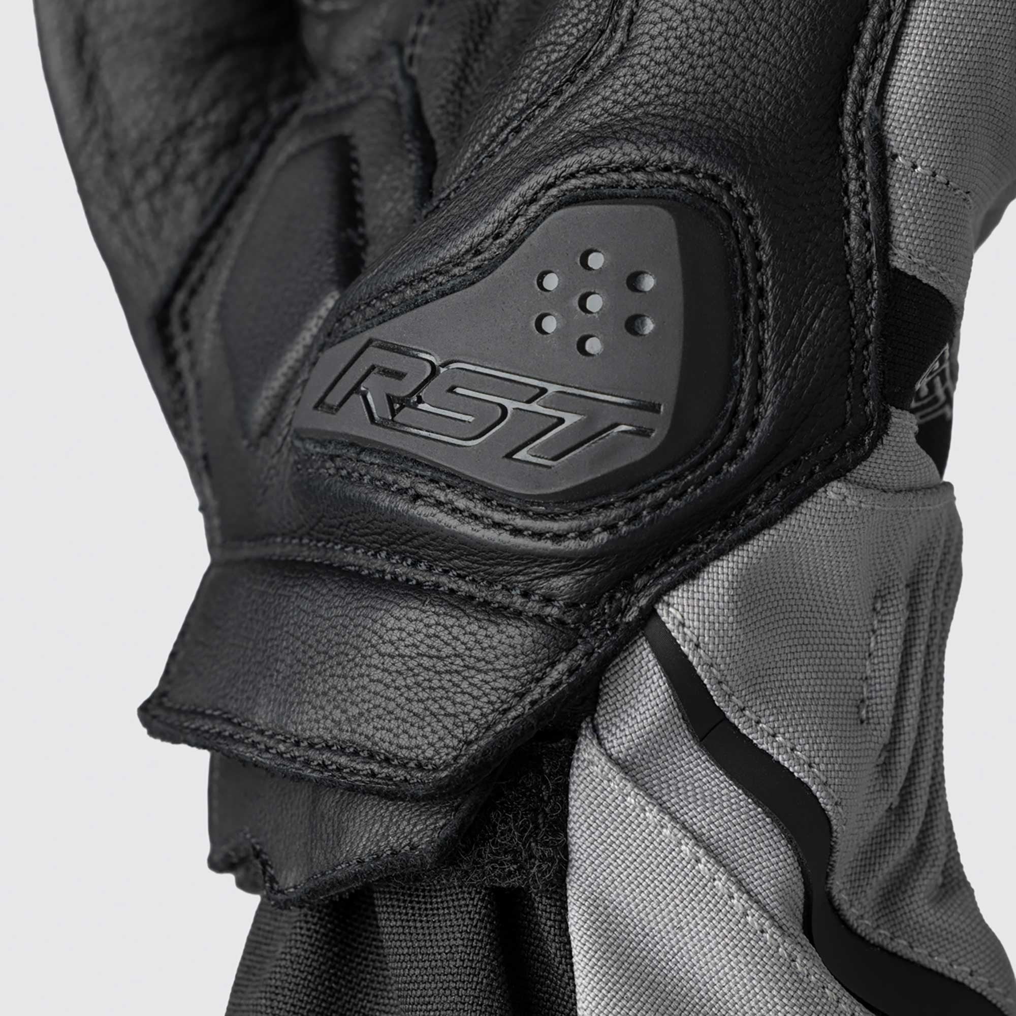 RST Motorcycle Winter Gloves - Pro Series Vega Laminated Waterproof (Silver / Black)