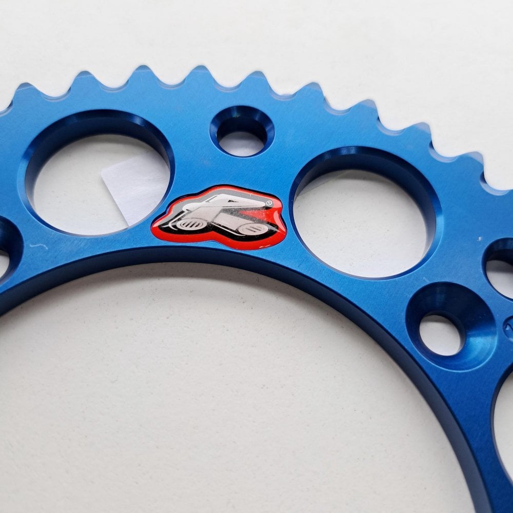 Renthal Rear Sprocket UltraLight 121U-428 - YZ80 93-00, YZ85 01-26, RM80 82-01, RM85 02-26