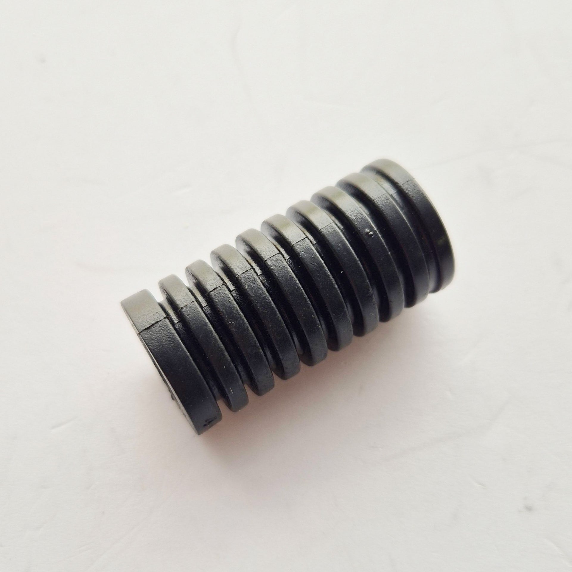 Yamaha Genuine Part - Cover, Shift Pedal (FZN250 23-25, XSR125 23-26, YZF-R125 24-26) - 20P-E8113-01