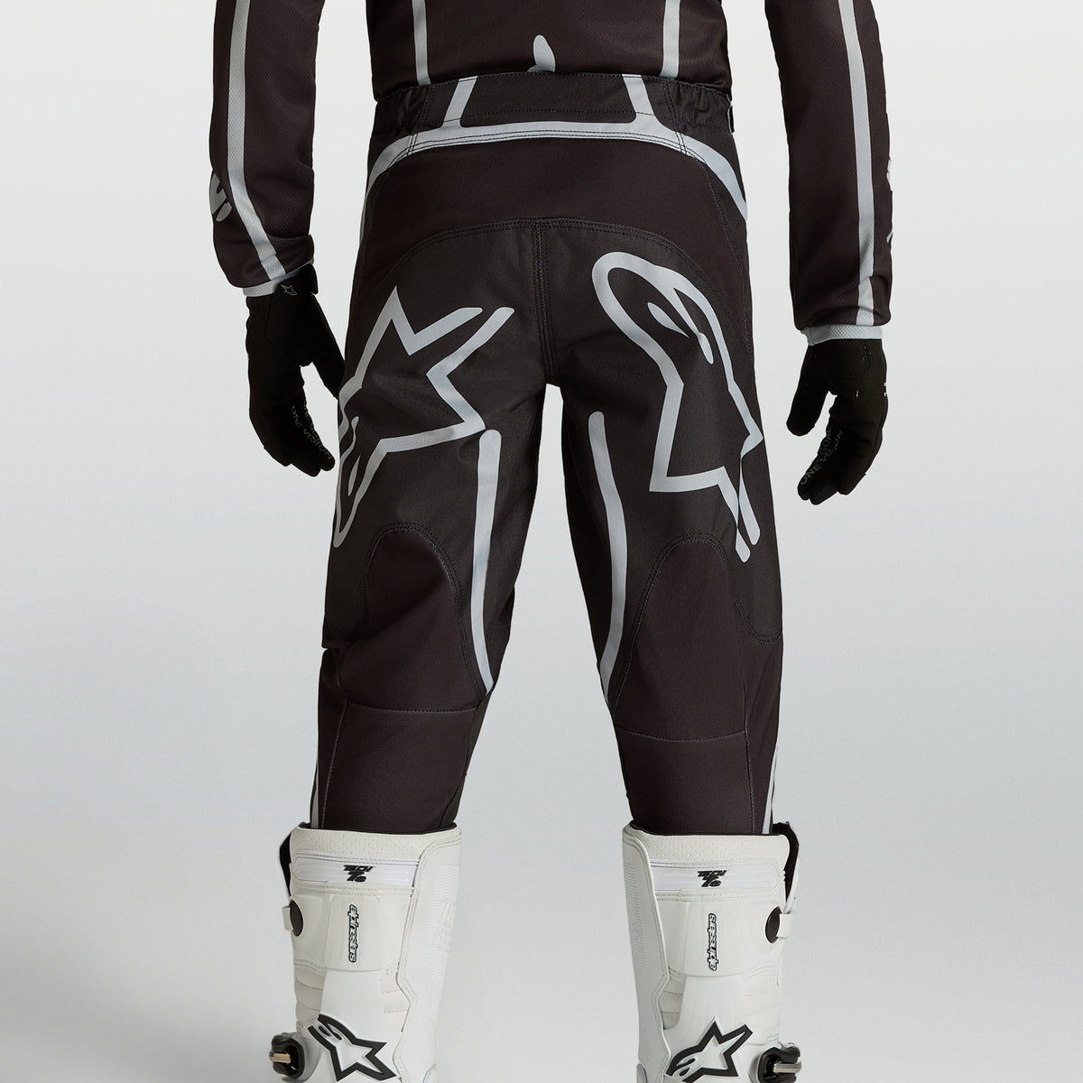 Alpinestars Youth Fluid APEX V2 MX Gear Set (Black/Silver)