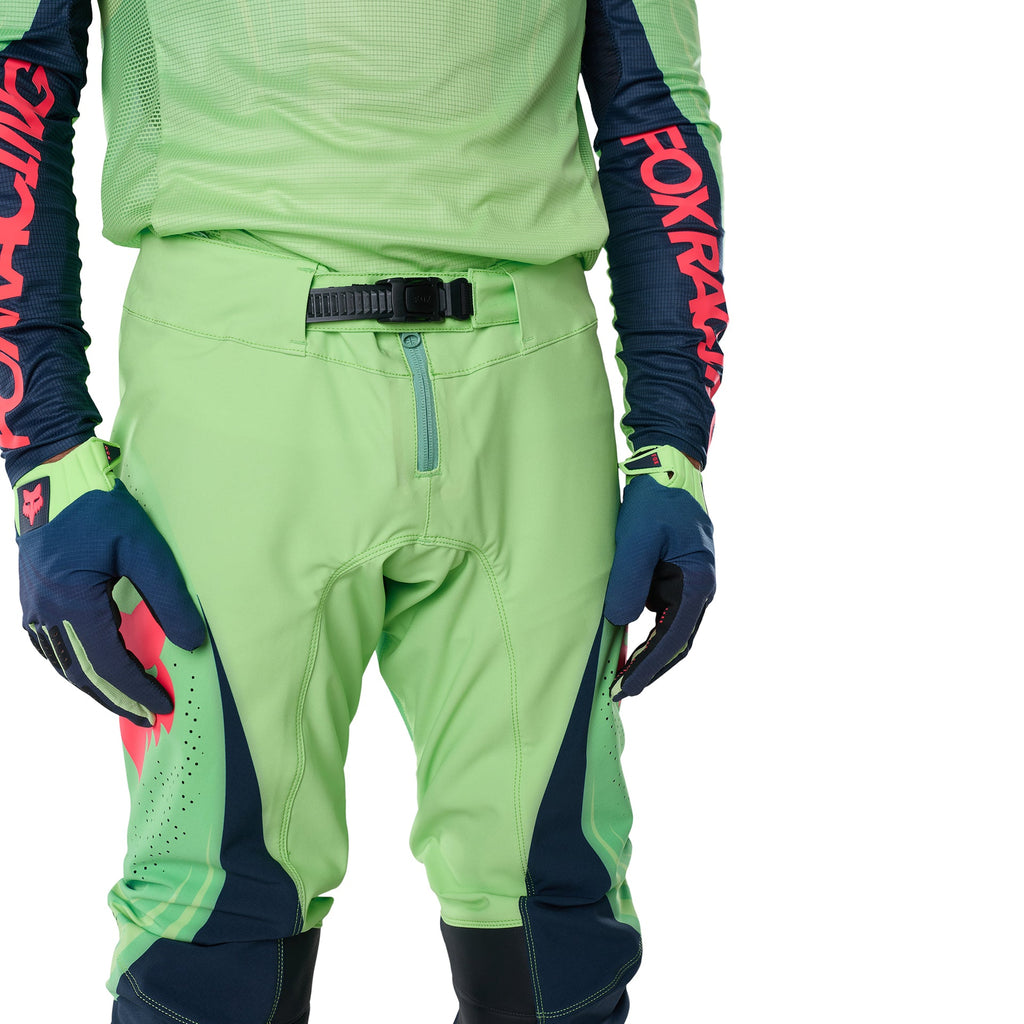 FOX Racing (Limited Edition) FLEXAIR VALIANT MX Gear Set (Melon)