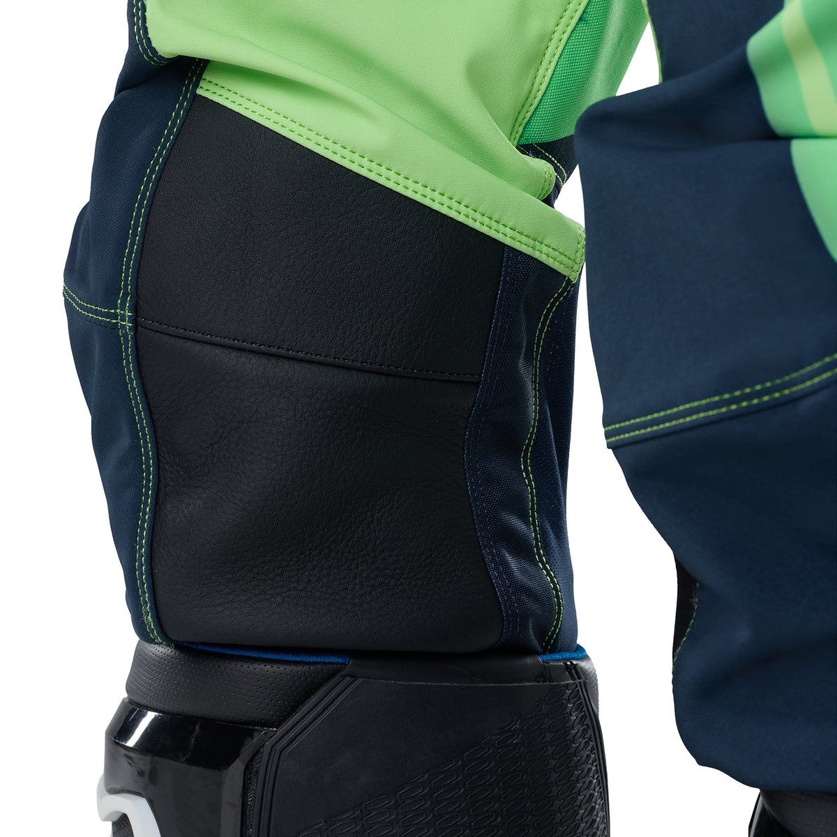 FOX Racing (Limited Edition) FLEXAIR VALIANT MX Gear Set (Melon)