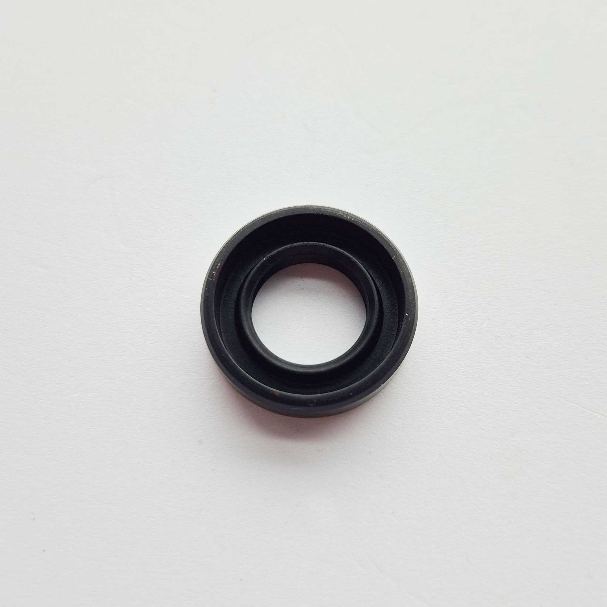 Yamaha Genuine Part - Oil Seal 14x24x6 (SR400 14-16) - 93109-14010-000