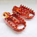 Apico - Foot Pegs - XTREME - KTM SX50 14-23, SX65 11–23, SX85 03-17, SX125/150 98-15, SX250 00-16, SXF250-450 06-15, EXC/EXCF 98-16, Husqvarna TC50/65 17-23, TC85 14-17, TC/FC 125-450 14-15, TC250 14-16, TE/FE 14-16, Gas Gas MC50/65 21-23 - Orange