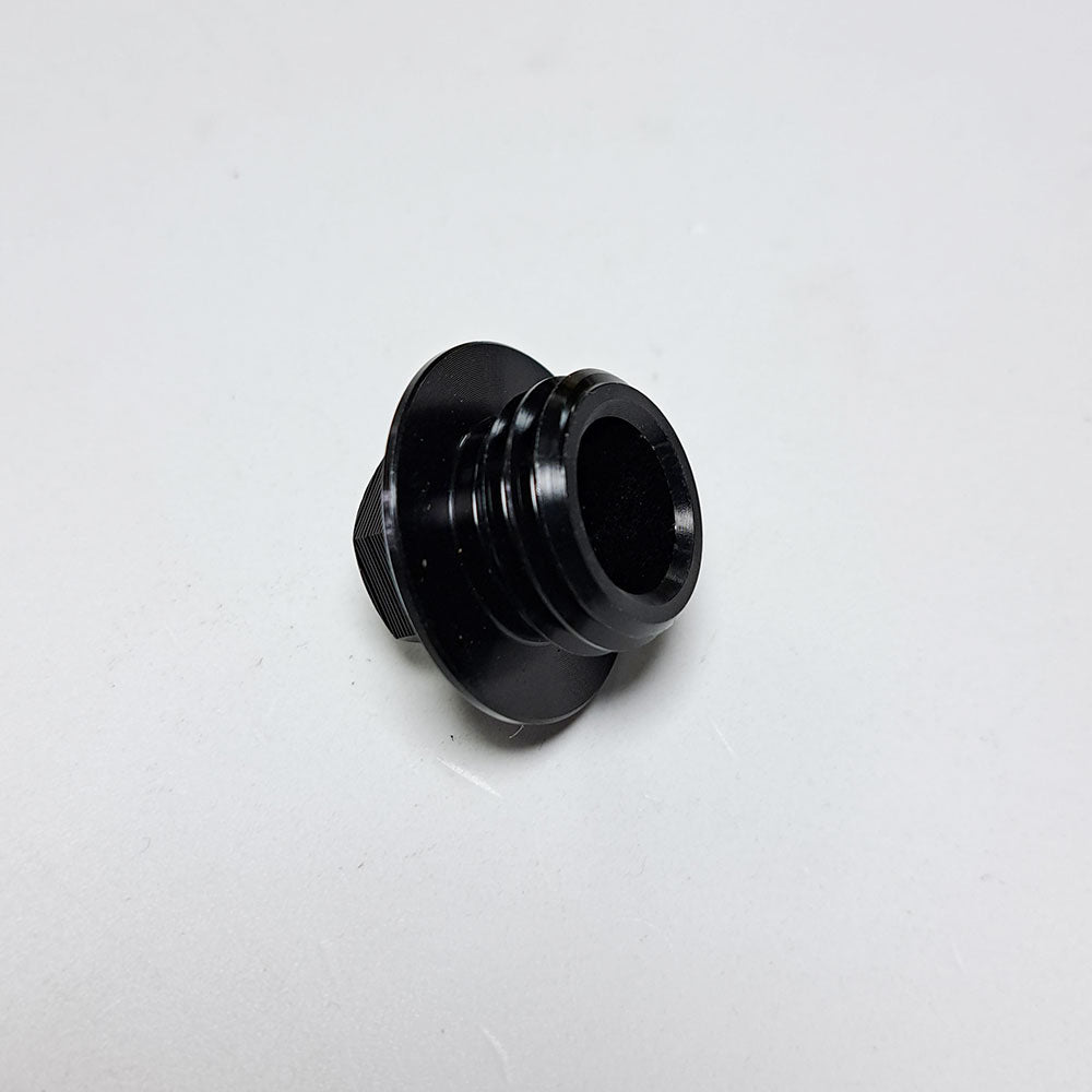 Zeta - Oil Filler Cap - CR 80-500 90-07, CRF150 07-26, CRF250 04-17, CRF450 02-16, CRF250X 04-19, CRF450X 05-18, CRF250/300L 12-26, KX 60-112 85-26, KX125 90-08, KX250/500 90-04, YZ65 18-26, YZ 80-250 98-26, YZF250 01-26, YZF450 03-26, WRF250/450 03-26