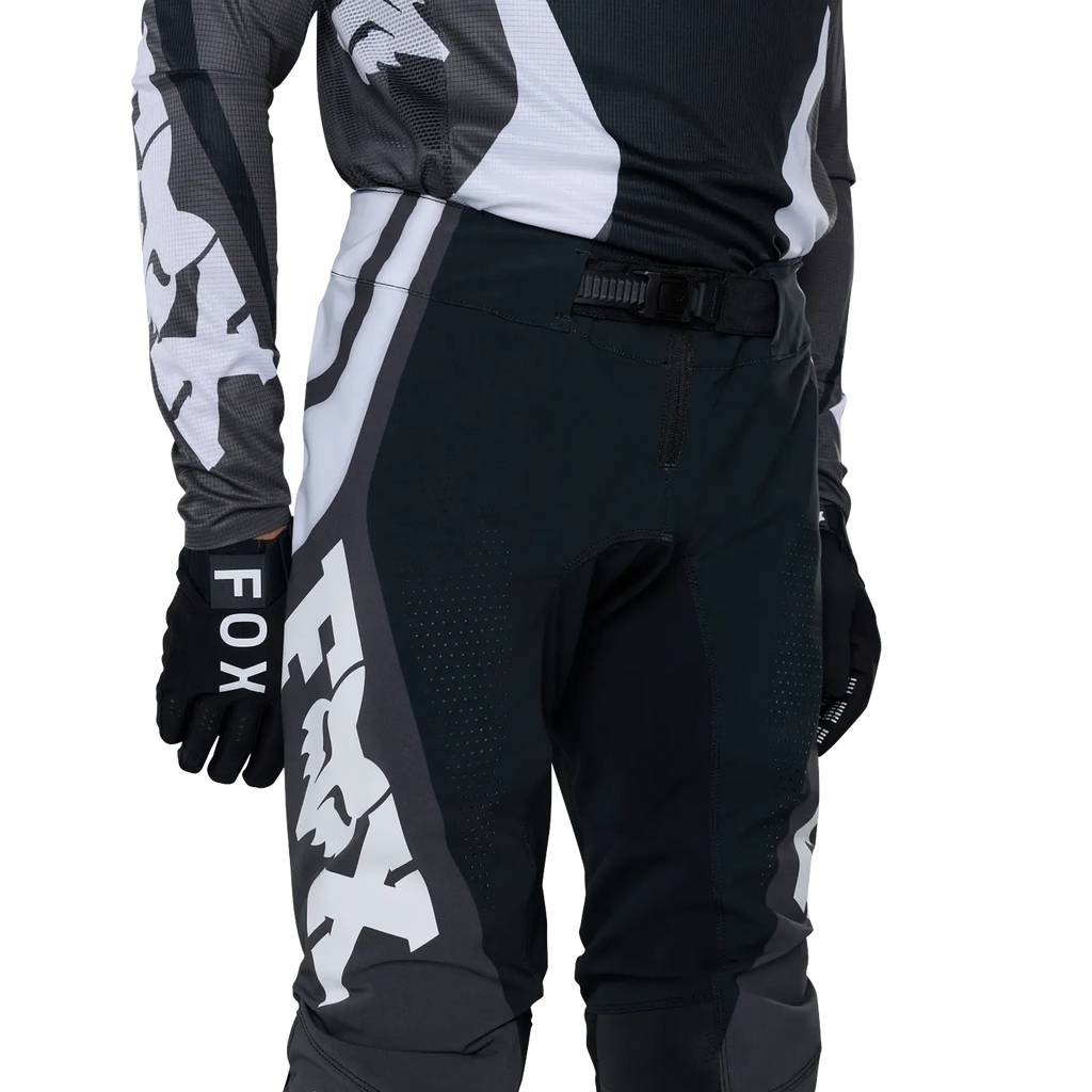 FOX Racing FLEXAIR THORN MX Gear Set (Black/White)